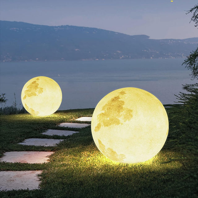 Moon LED Garden Light β Bring magical moonlight to your outdoor space for a peaceful ambiance!