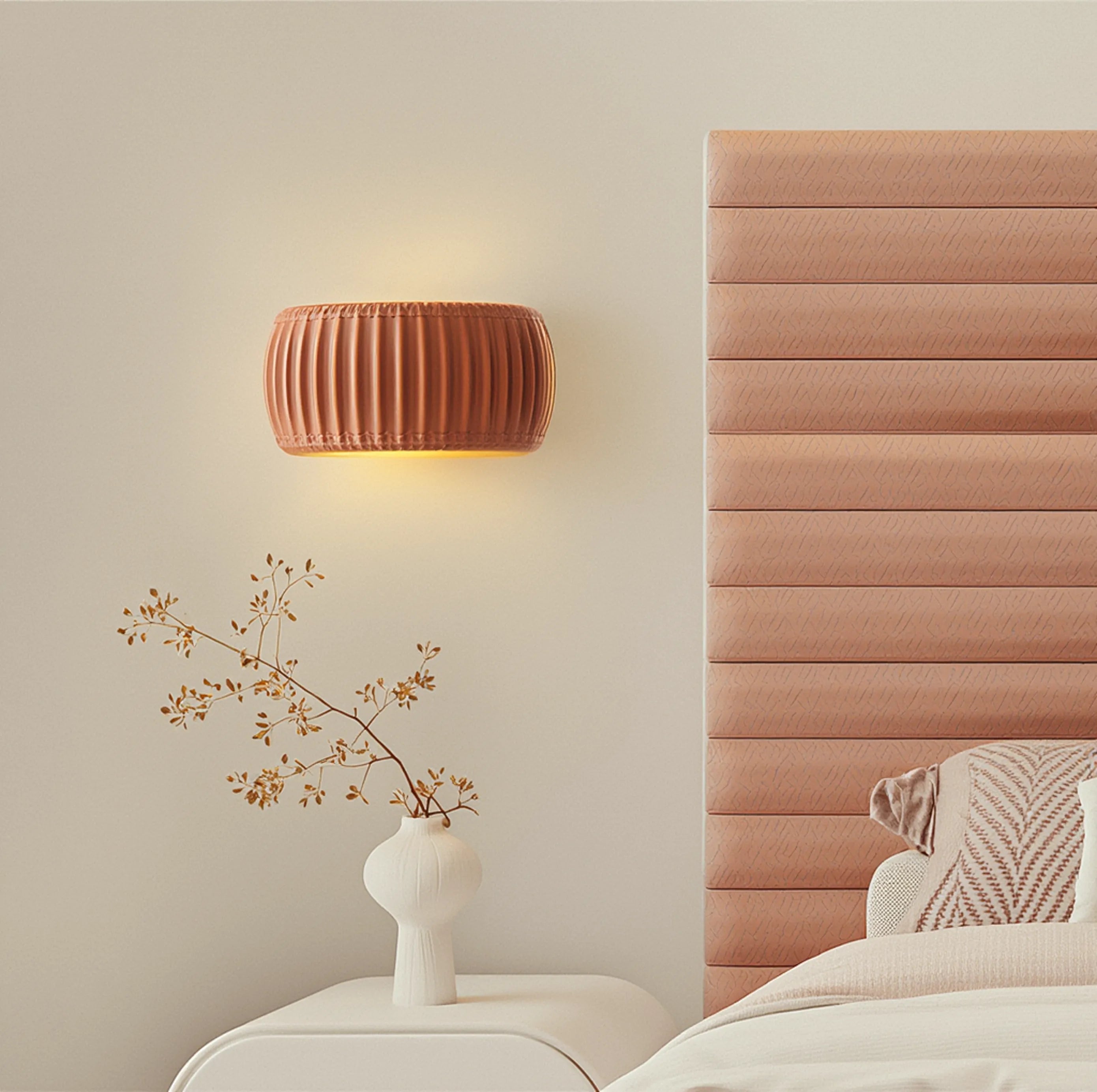 Modern Deco Ribbed Resin Wall Light